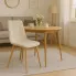 Salon z wykorzystaniem beżowego krzesła Besti 3X