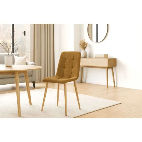 Salon z brązowym krzesłem welurowym Besti 3X