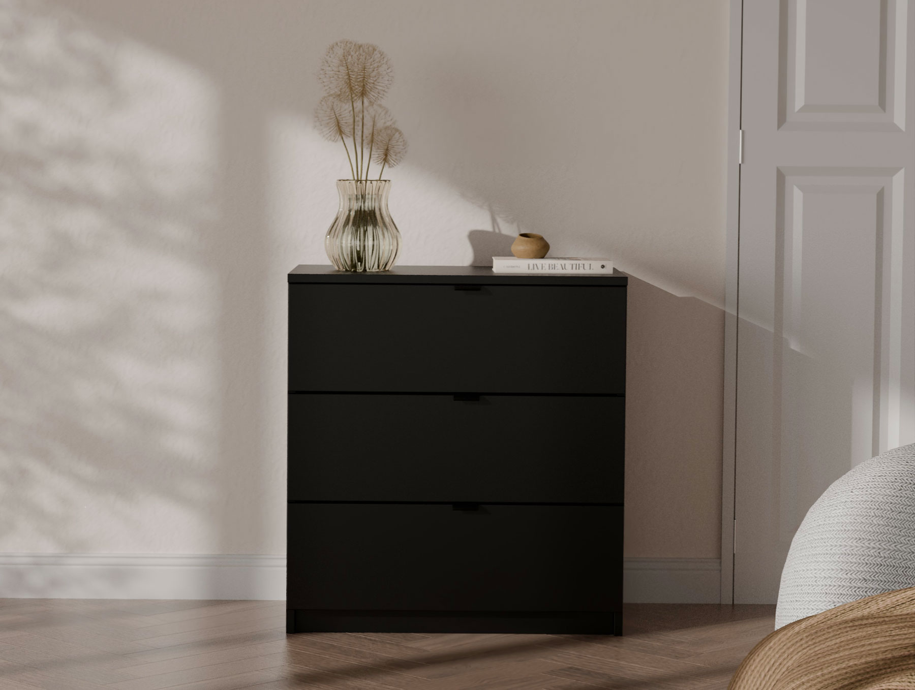 Wnętrze z wykorzystaniem czarnej komody z szufladami Felicco 3X