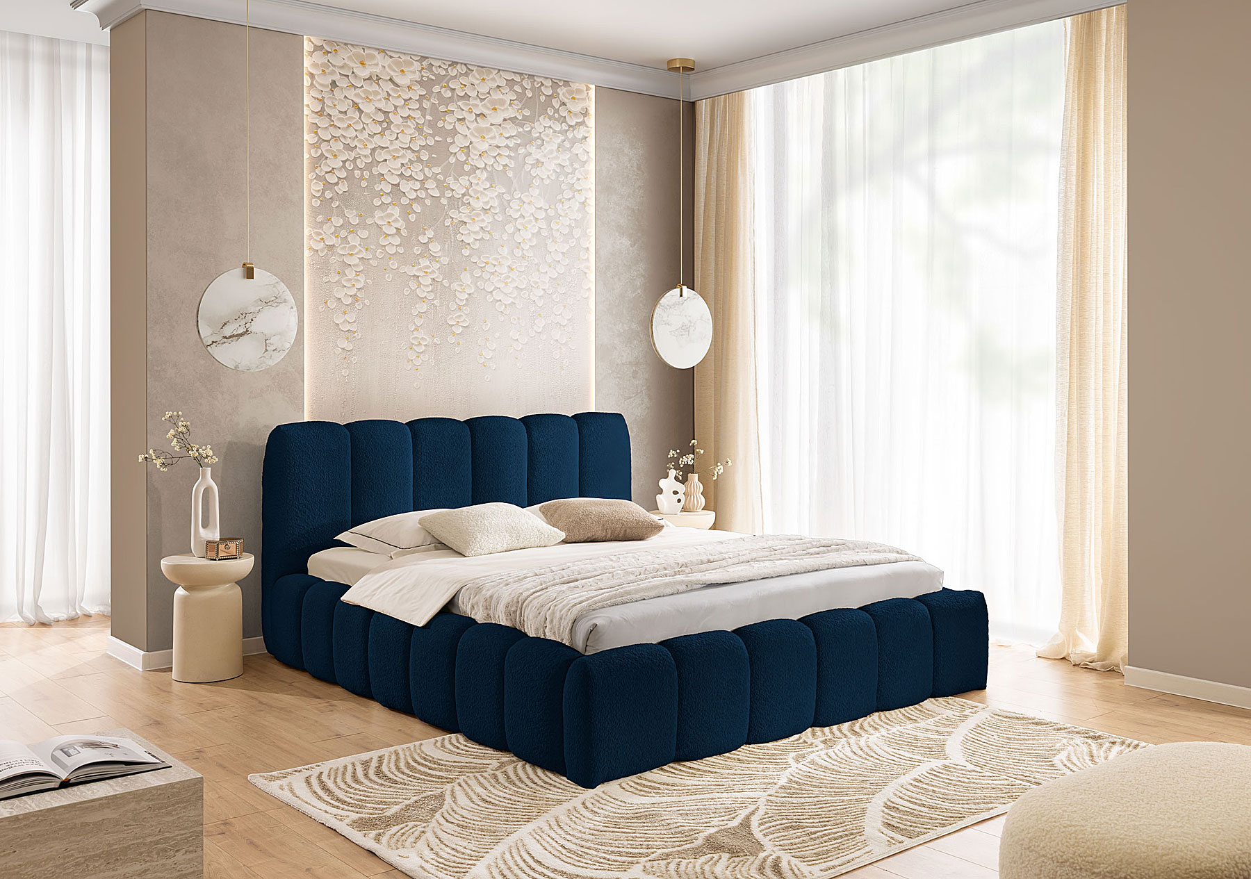 Aranżacja wnętrza z granatowym łóżkiem Nuviano