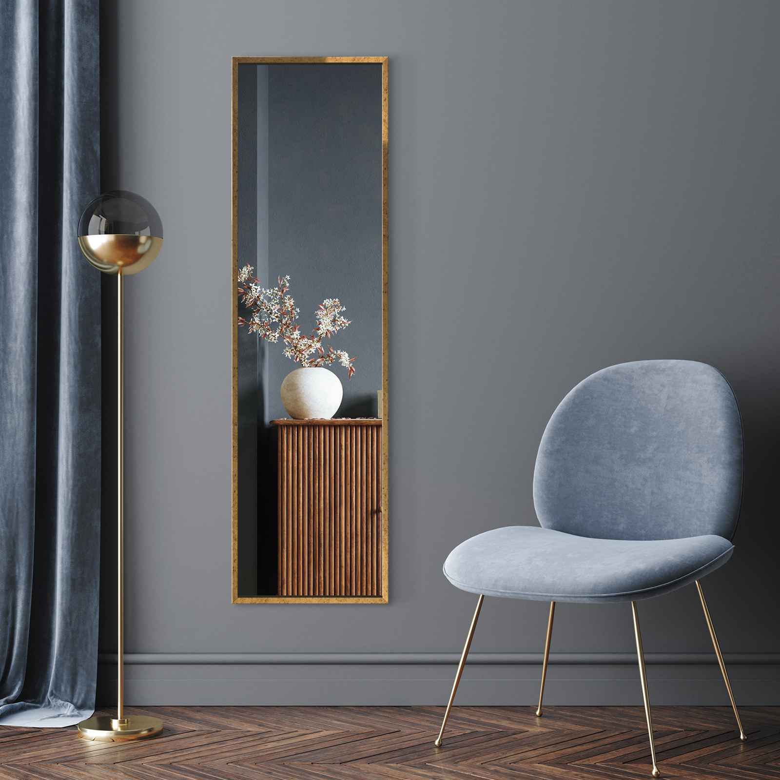 Wnętrze z lustrem Hroni 4X