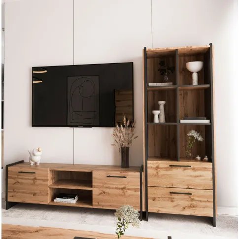 Ściana multimedialna z wykorzystaniem szafki RTV Fellia 14X