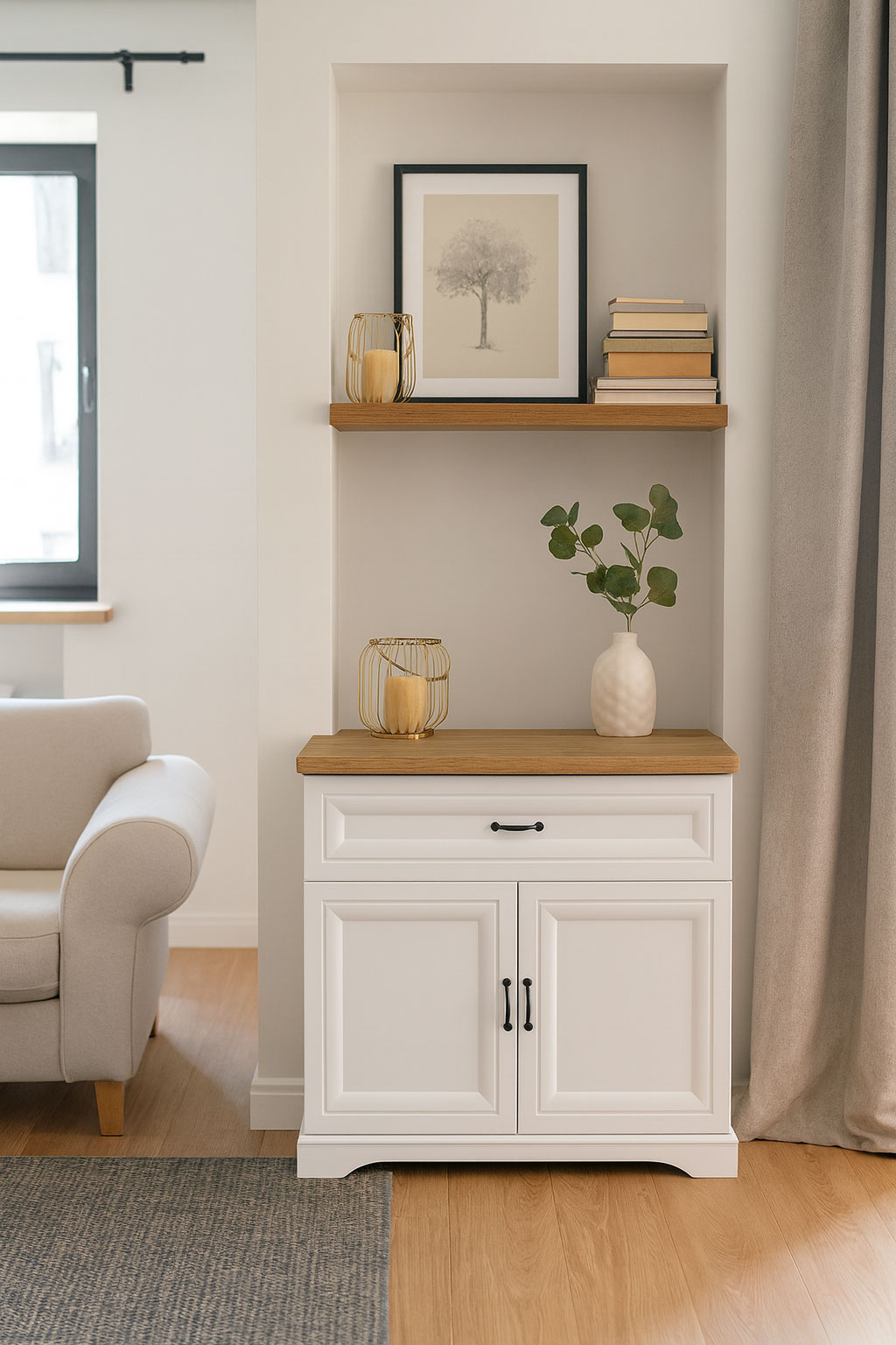 Salon z wykorzystaniem klasycznej komody z szufladą Epium 3X biały + dąb harbor