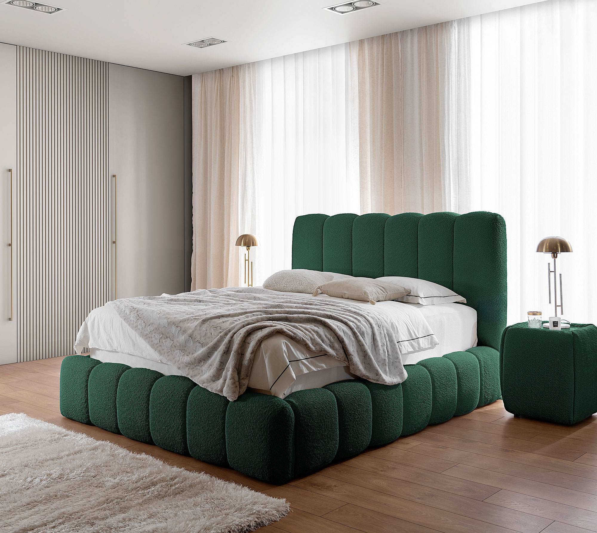Aranżacja wnętrza z zielonym łóżkiem Nuvessa