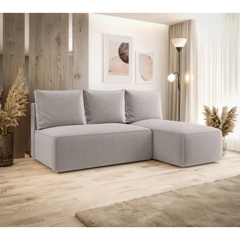 Aranżacja wnętrza z jasnobeżowym narożnikiem Merello 4X