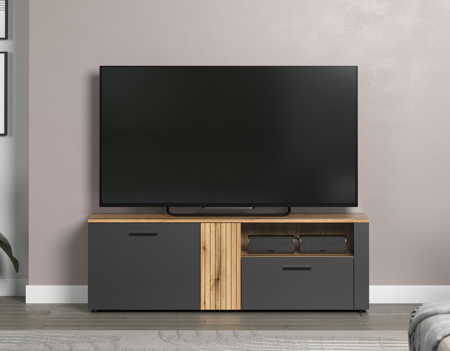 Salon z wykorzystaniem szafki pod telewizor Assoni 11X grafit + dąb evok
