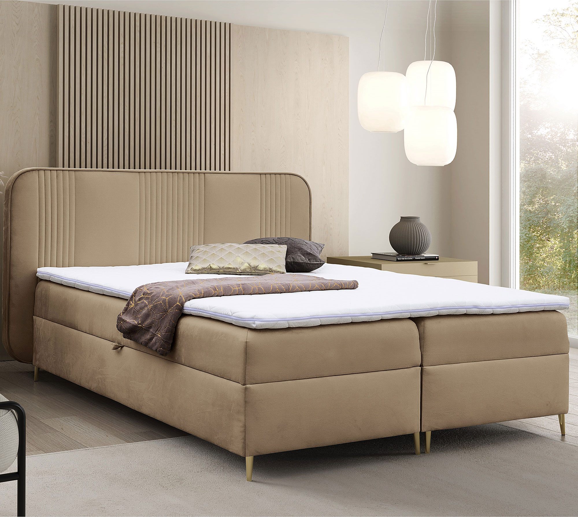 Aranżacja wnętrza z beżowym łóżkiem Averell