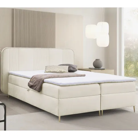 Aranżacja wnętrza z kremowym łóżkiem Averell