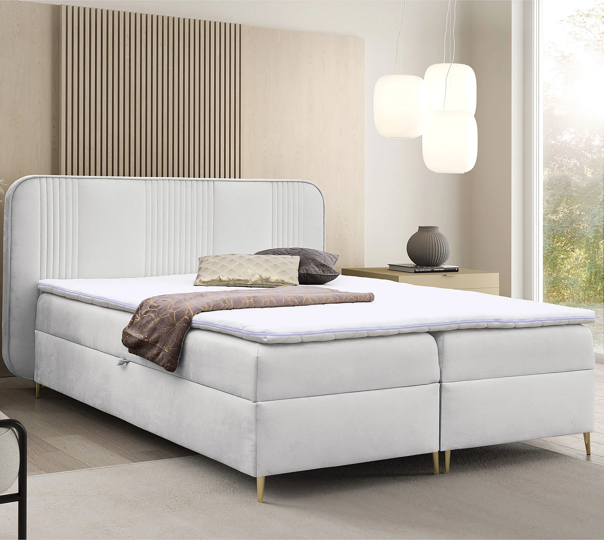 Aranżacja wnętrza z jasnoszarym łóżkiem Averell