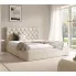 Aranżacja sypialni z beżowym łóżkiem Lestiria