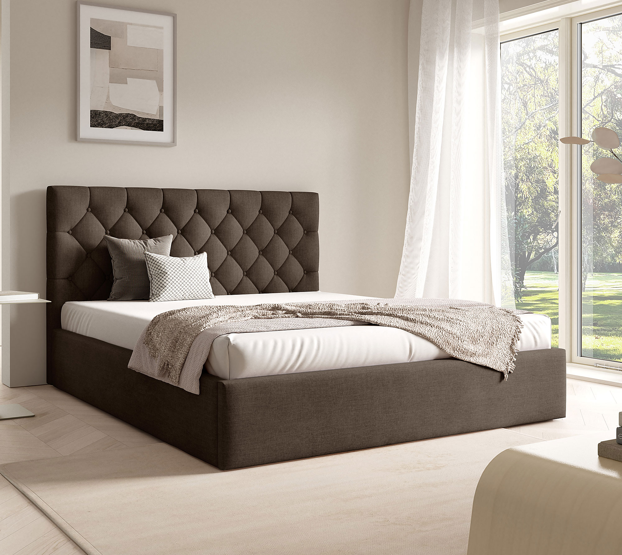 Aranżacja sypialni z brązowym łóżkiem tapicerowanym Lestiria