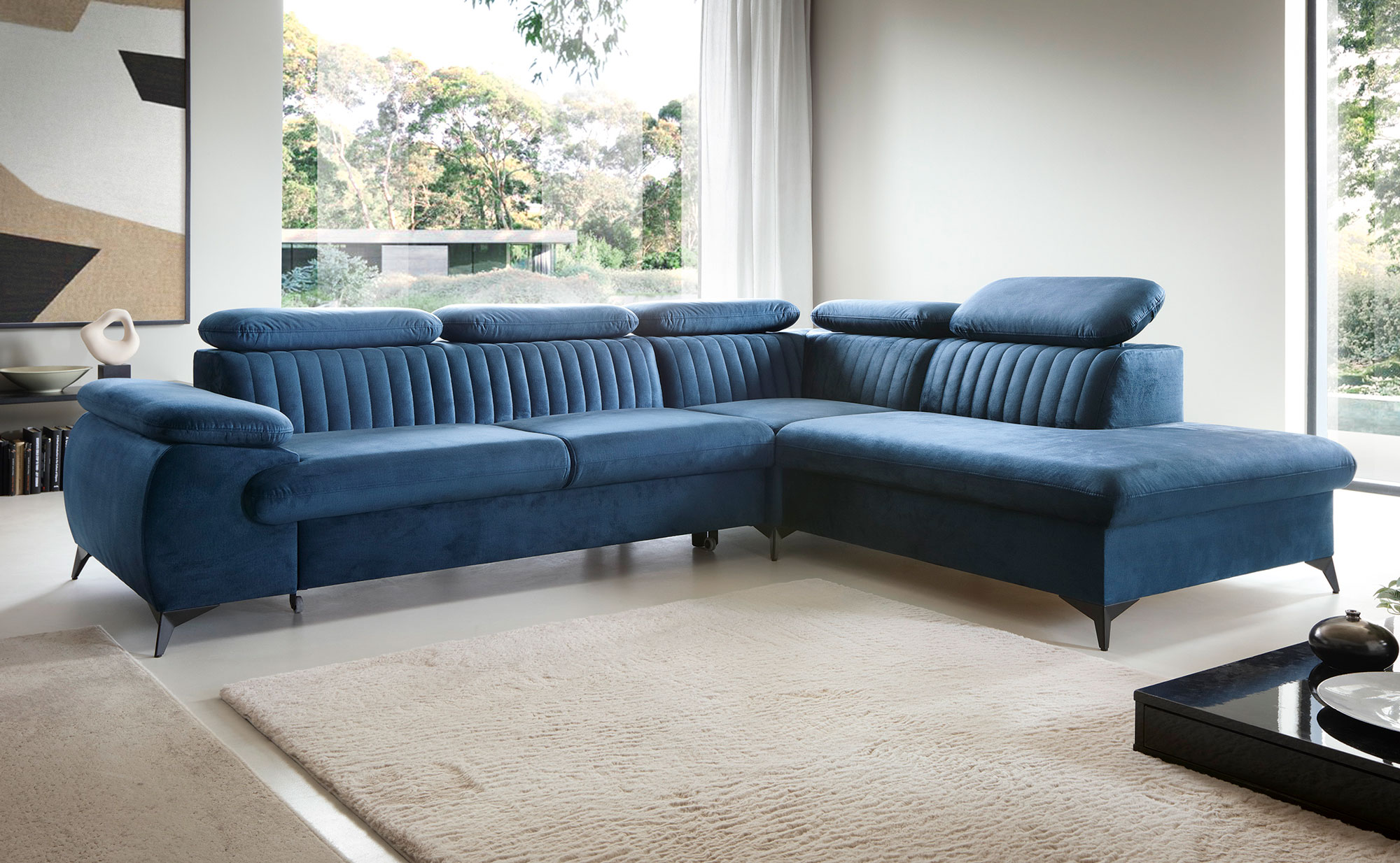 Przykładowa aranżacja z ciemnoniebieskim narożnikiem Revioni 3X