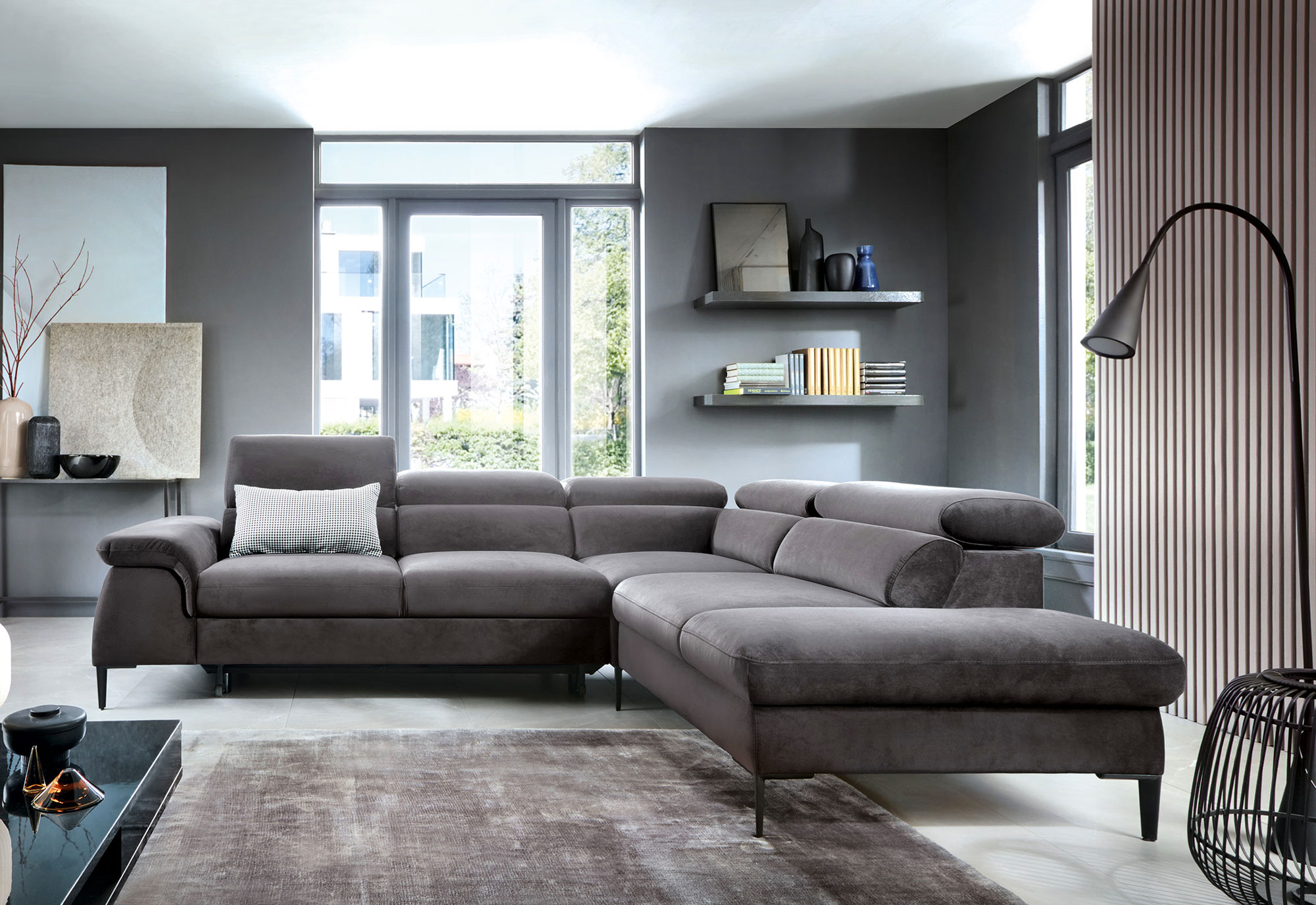 Wnętrze nowoczesne z wykorzystaniem szarego narożnika Geriod