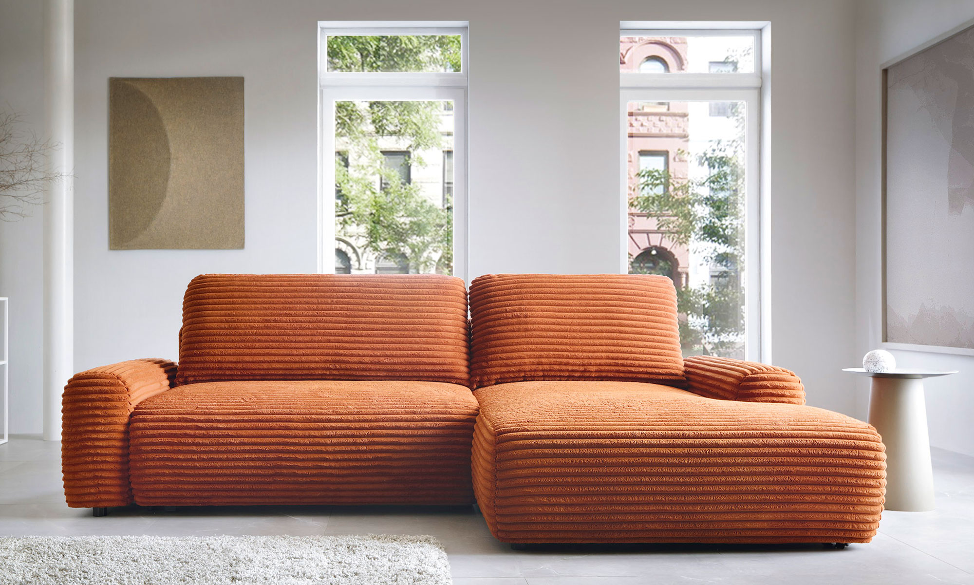 Wnętrze z wykorzystaniem sztruksowego narożnika Obelis ceglasty