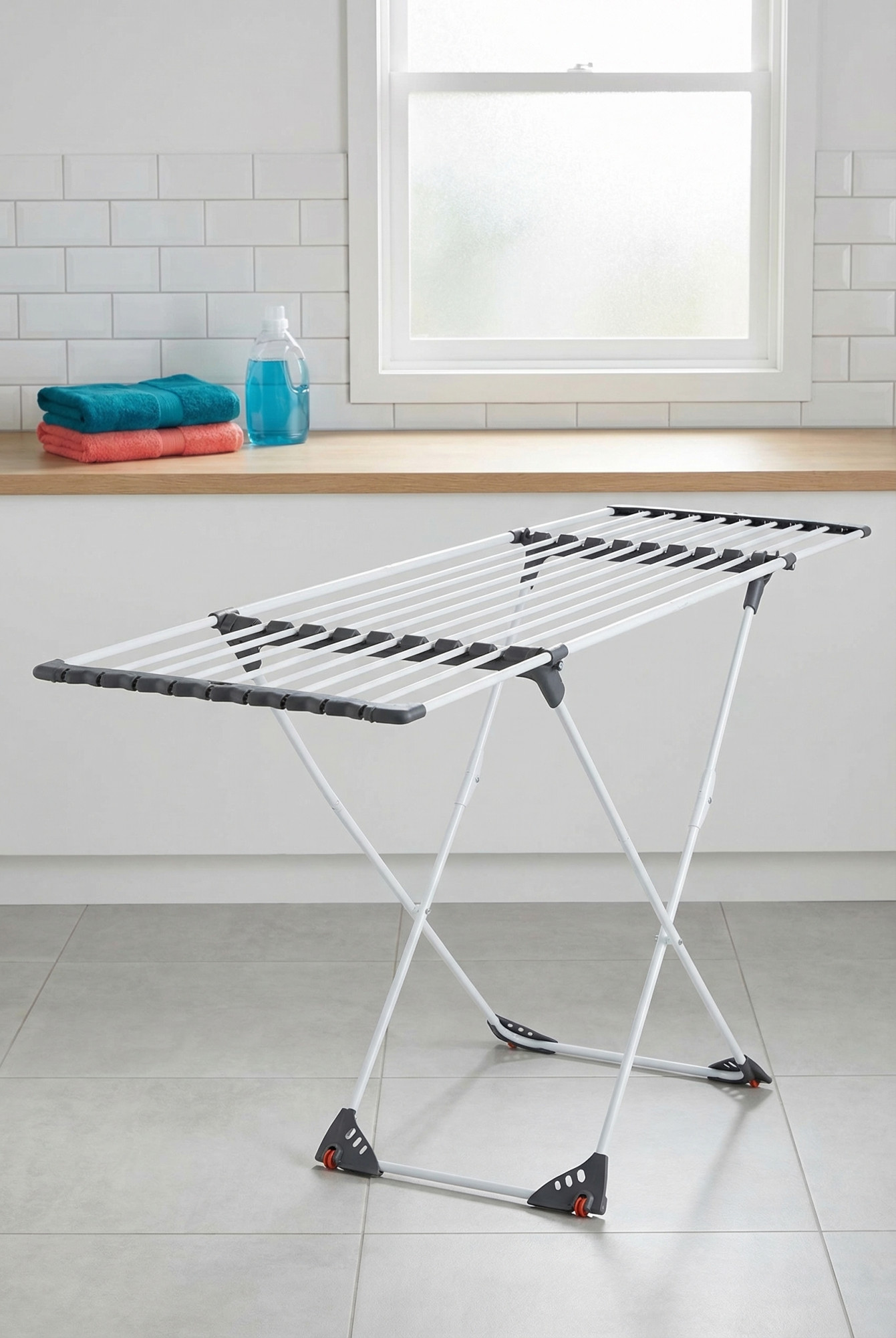 Wizualizacja suszarki stojącej Nerano