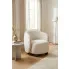 Salon z wykorzystaniem kremowego fotela wypoczynkowego Tekidi