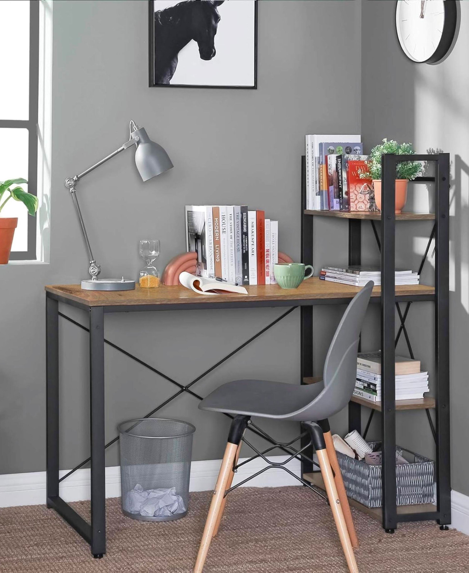 Przedpokój z wykorzystaniem biurka z regałem Tocador 17X