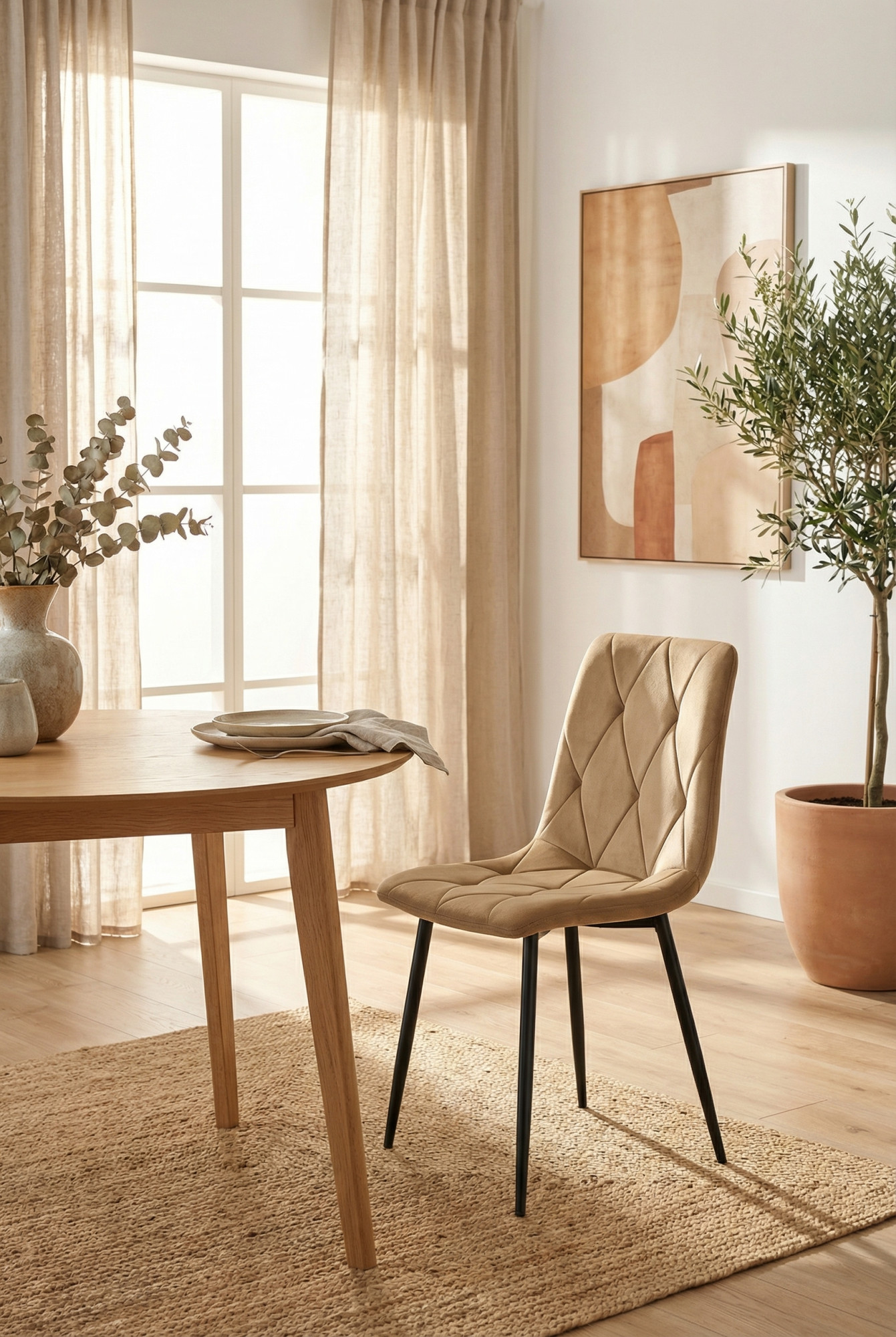 Wizualizacja wnętrza z brązowym krzesłem welurowym Rexon