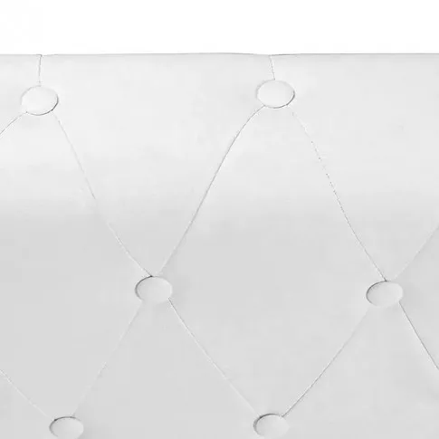 Bialy pikowany naroznik