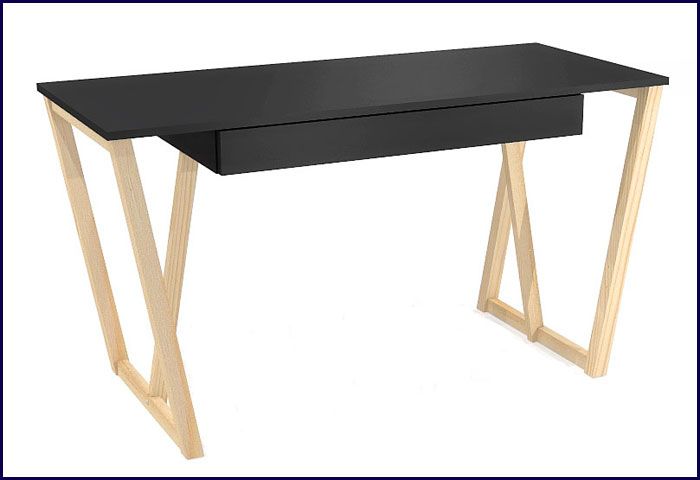 czarne nowoczesne biurko z drewnianym stelażem
