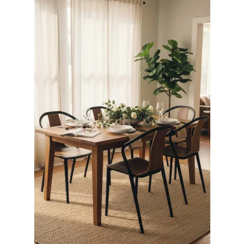 Fotografia Industrialne krzesło tulipan orzech - Mallon z kategorii Krzesła