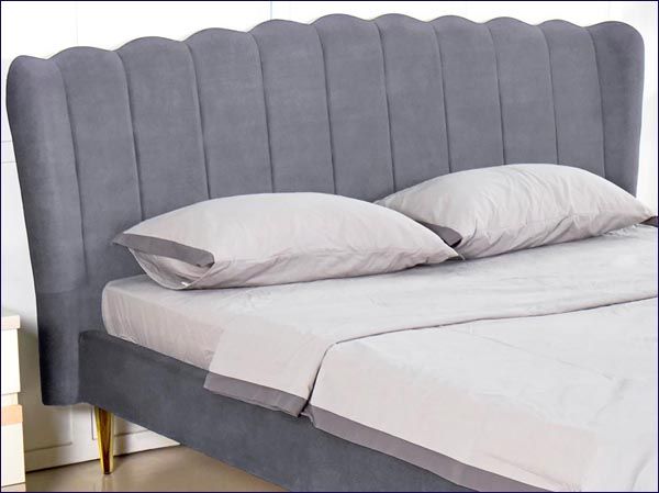 Popielate łóżko glamour Xazo