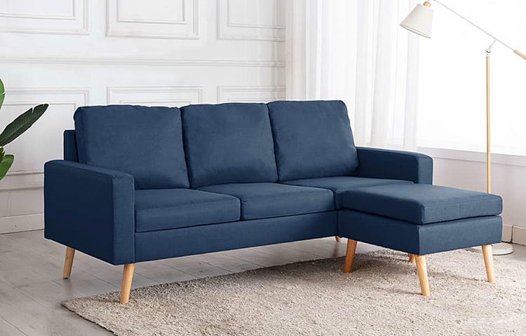 Niebieska sofa z podnóżkiem Eroa 4Q