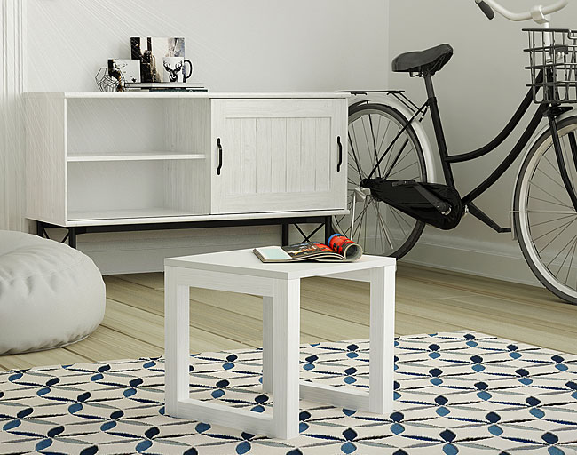 stolik biały drewniany