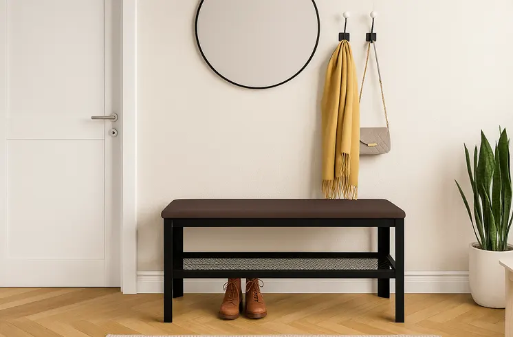 Szafka z siedziskiem w przedpokoju