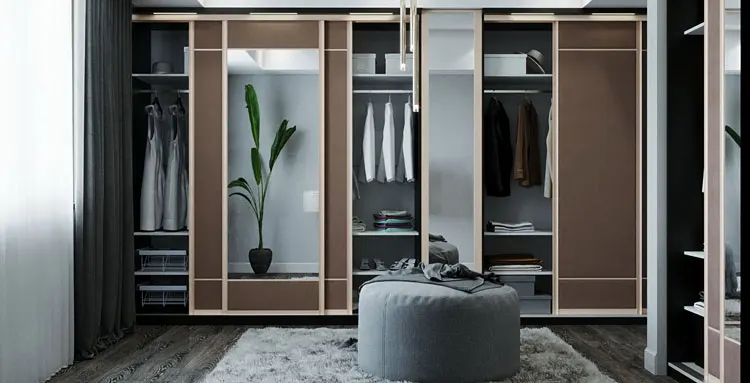Pojemna garderoba w pokoju