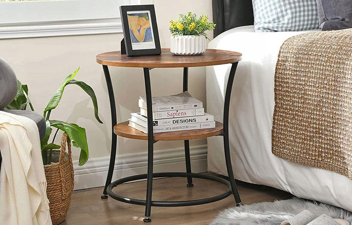 Drewniany stolik w stylu loft 