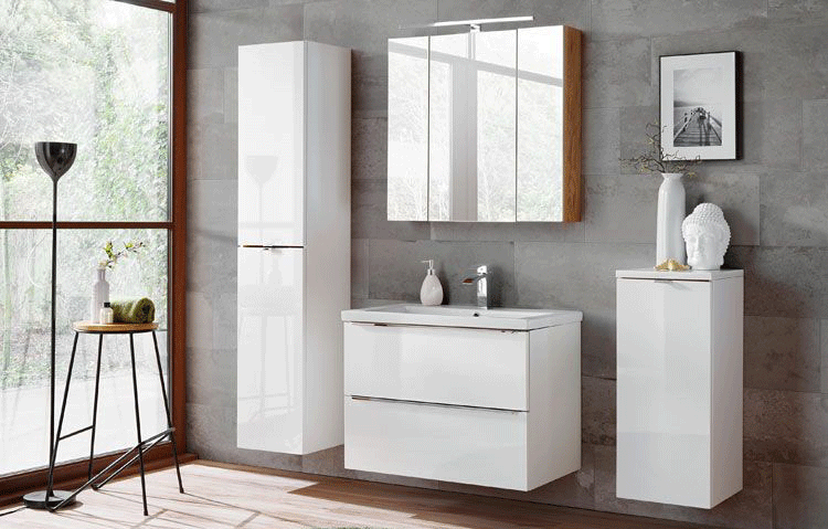 Białe szafki łązenkowe