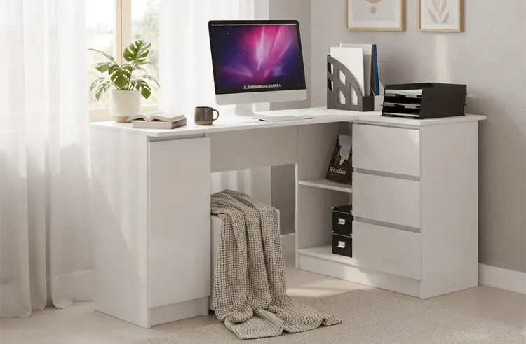 Narożne biurko w kolorze białym 